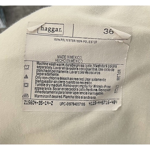 Haggar Cool 18 Chino Shorts Mens Size 36 Navy Blue Polyester Pockets Pleated - Picture 3 of 10